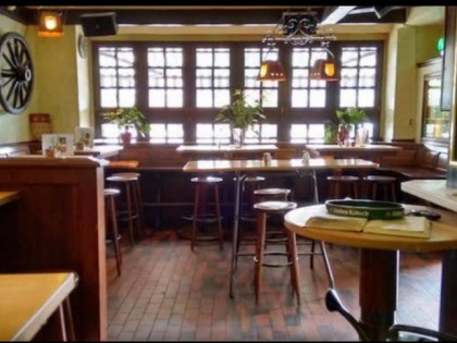 照片: Zoki's Brauhaus